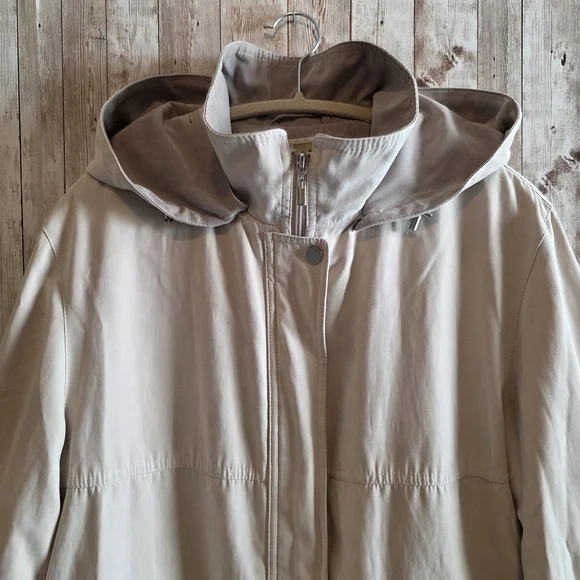 Gallery Light Tan Hooded Jacket - Picture 2 of 6